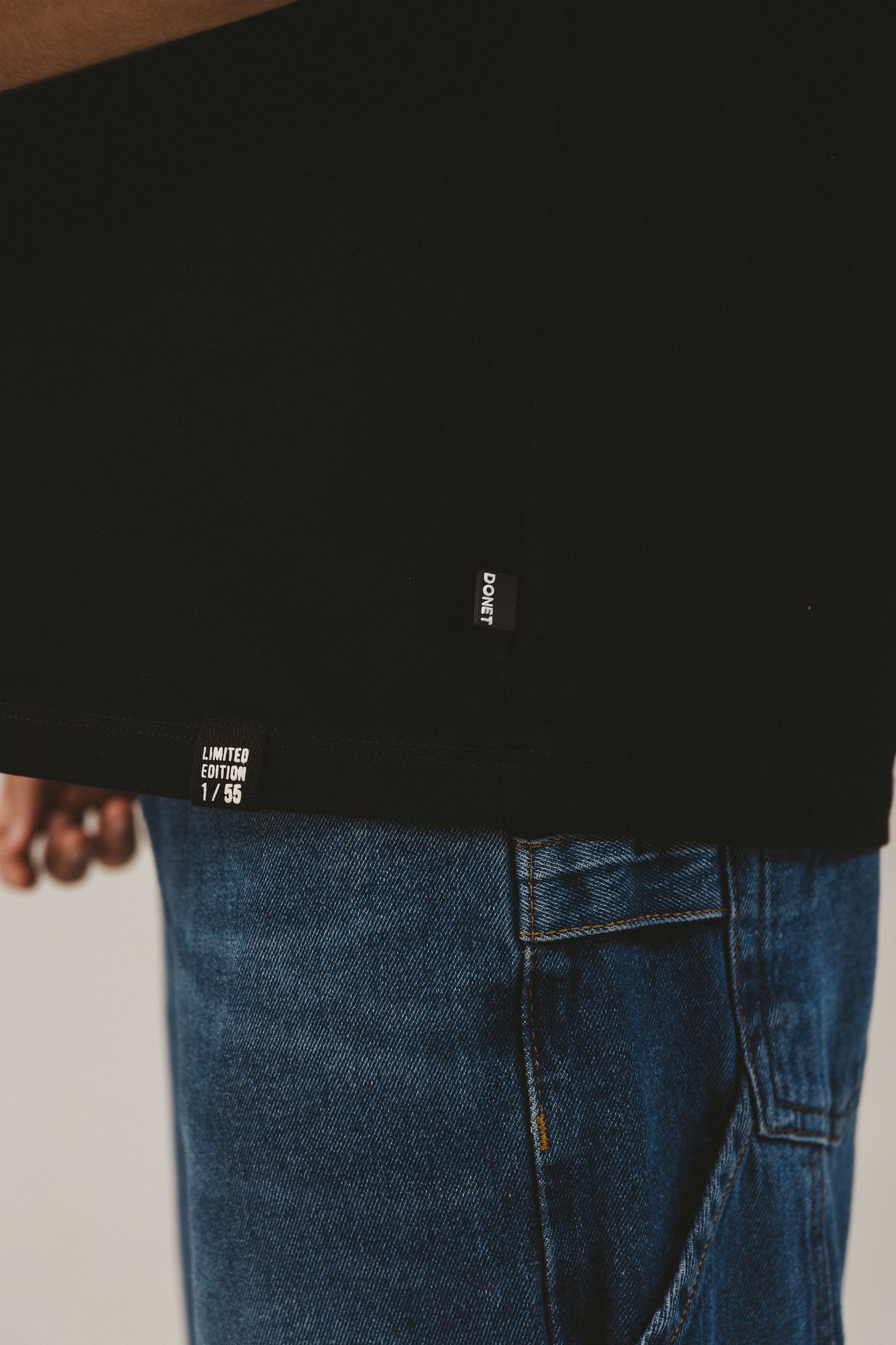 T SHIRT LA MIAN BLACK