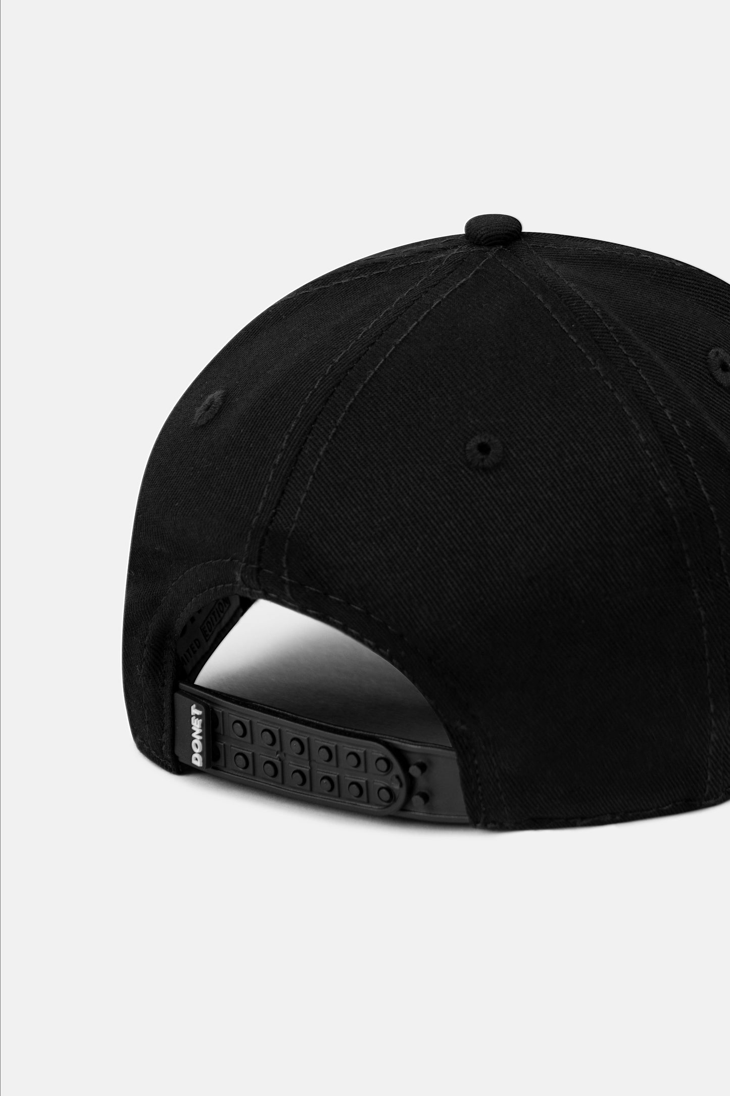 CAP JADE BLACK