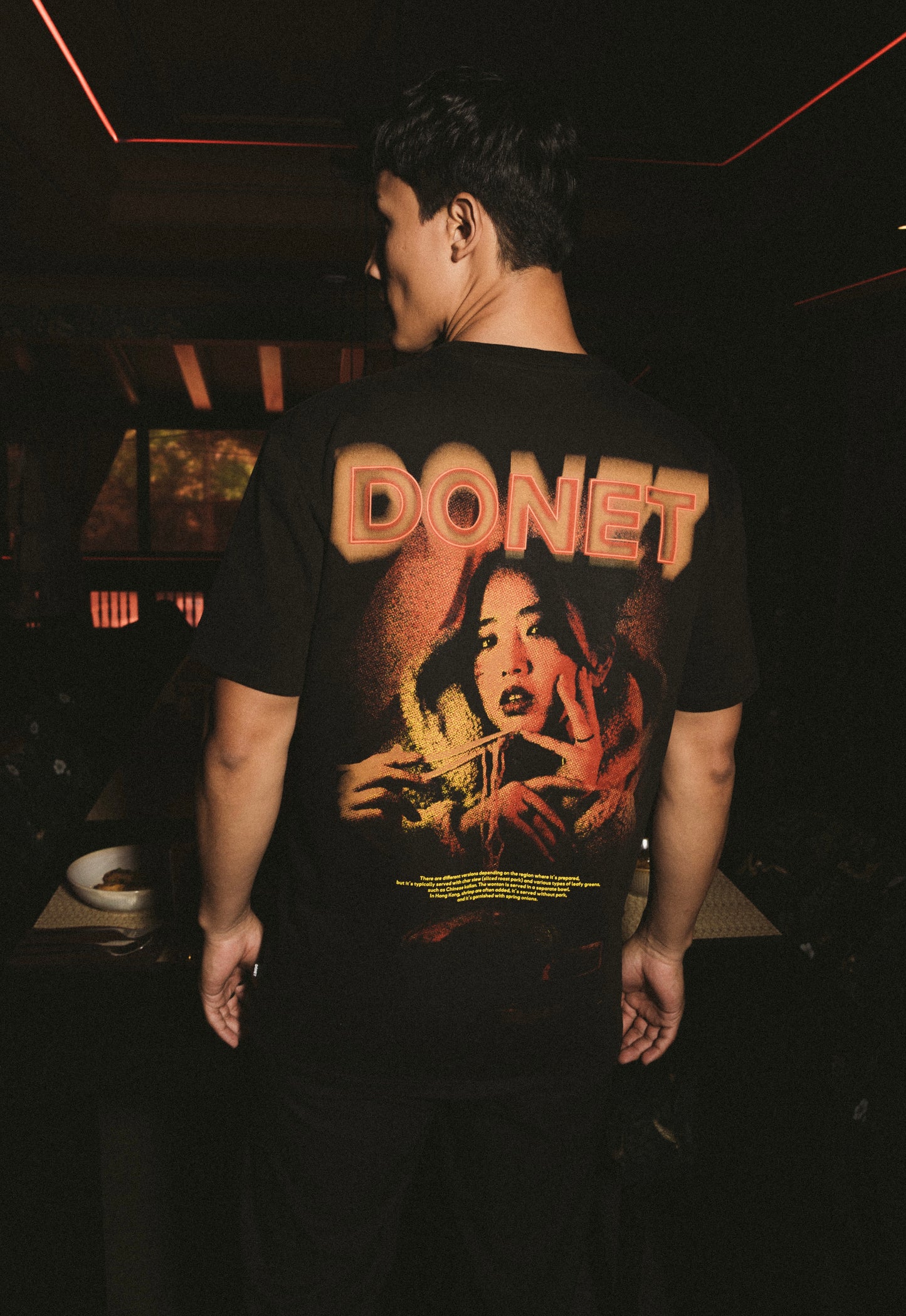 T SHIRT LA MIAN BLACK